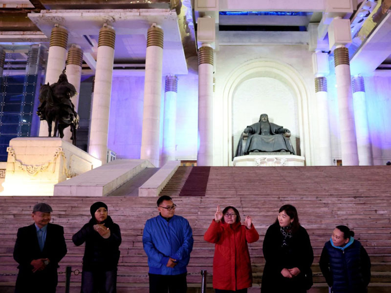 Сонсголгүй иргэдийн эрхийг хамгаалах олон улсын 7 хоног үргэлжилж байна